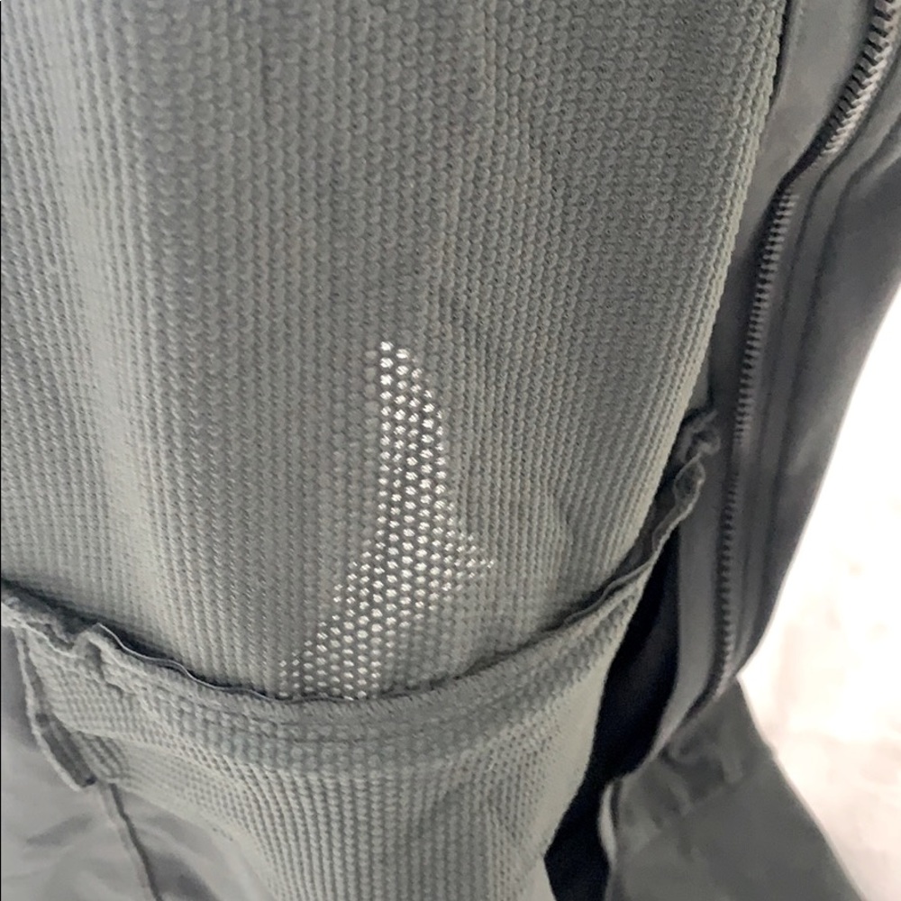 Fabletics jacket - Picture 3 of 4